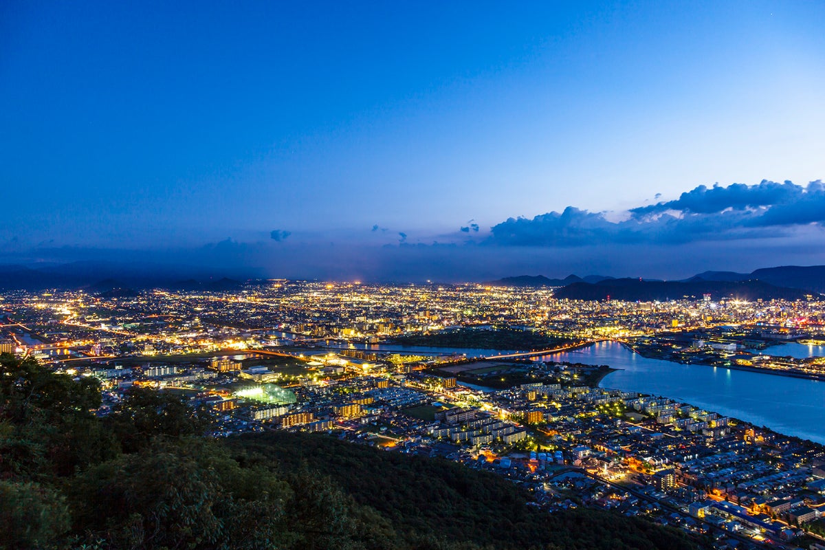 屋島獅子の霊巌