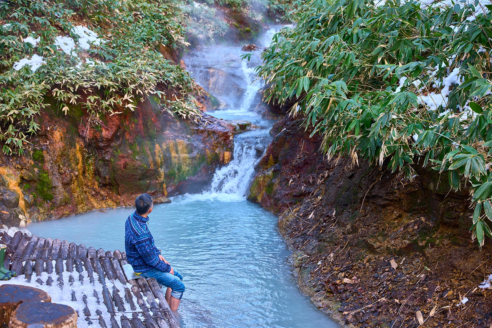 地獄谷の天然足湯