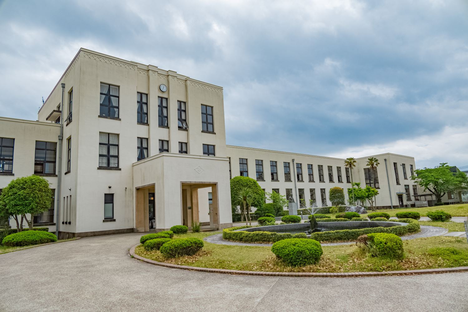 1937年に建てられた校舎