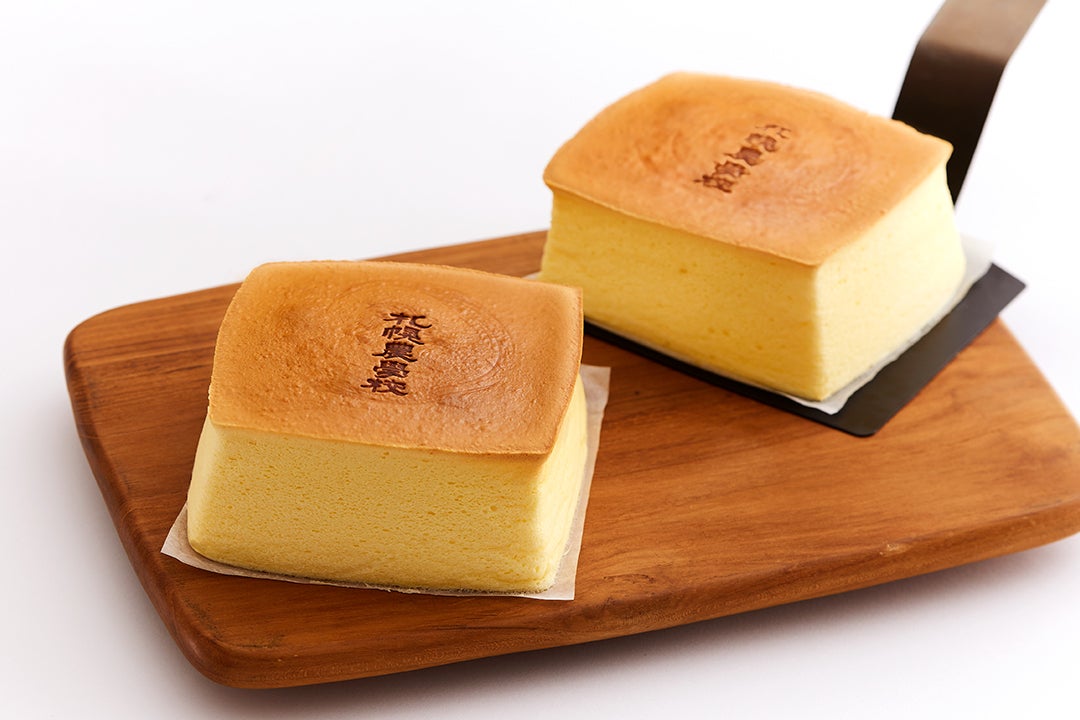 札幌農学校 新千歳空港ファクトリー店「焼きたて酪農チーズケーキ」