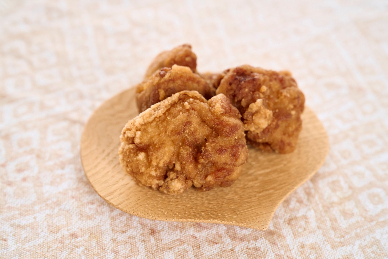 セコマホットシェフのザンギの皿載せ