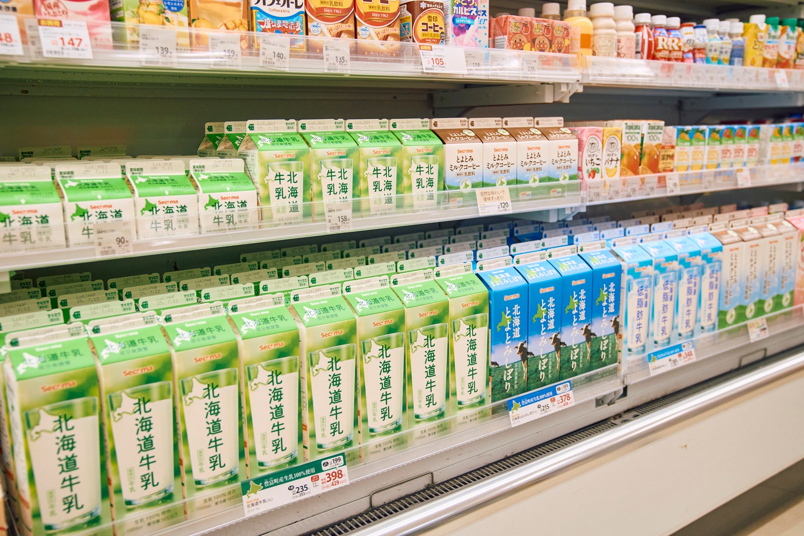 セコマ店内の乳製品コーナー