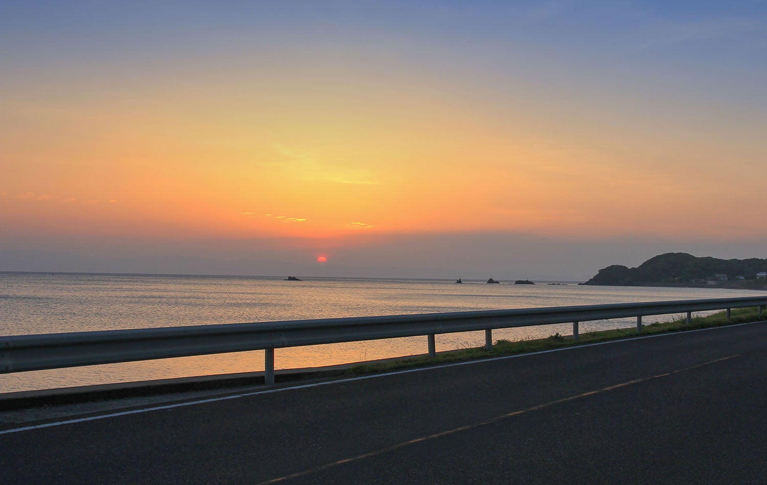 佐多街道から眺める夕日