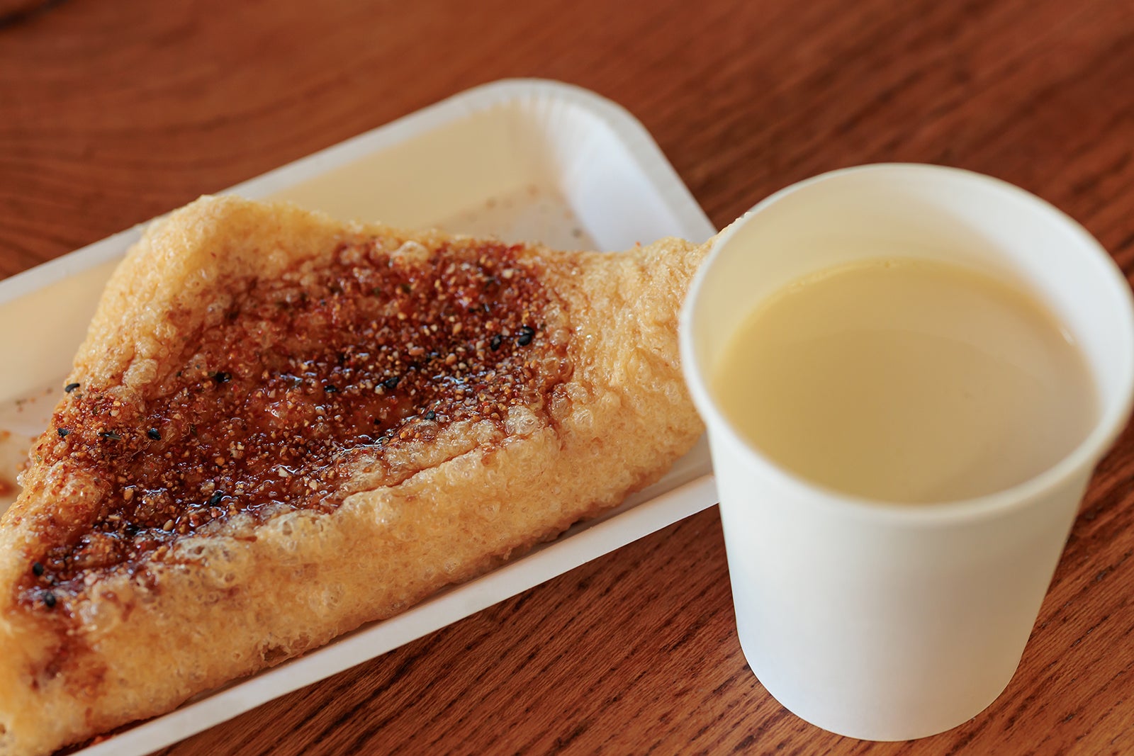 定義名物「三角定義あぶらあげ」と生豆乳