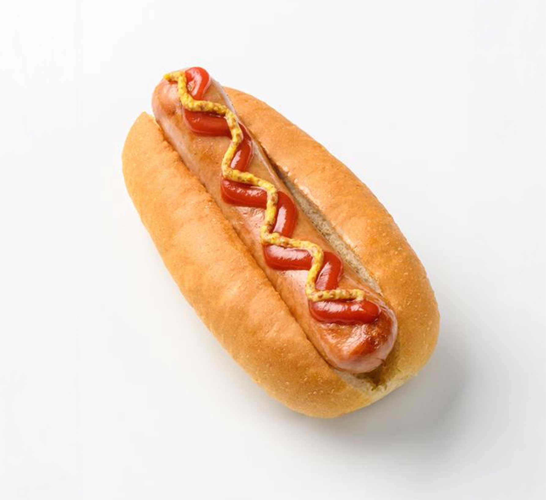 BEER CAFÉ＋「”千駄木腰塚”のジューシーフランクを使ったホットドッグ」880円