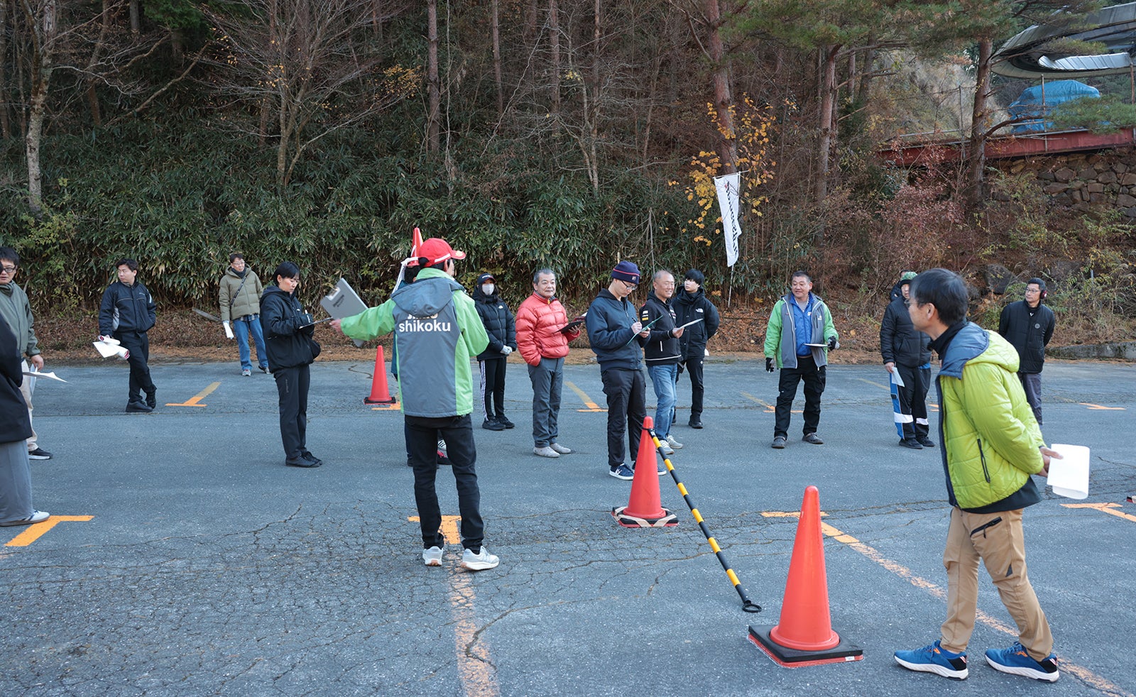 競技前の慣熟歩行（コース確認）の様子