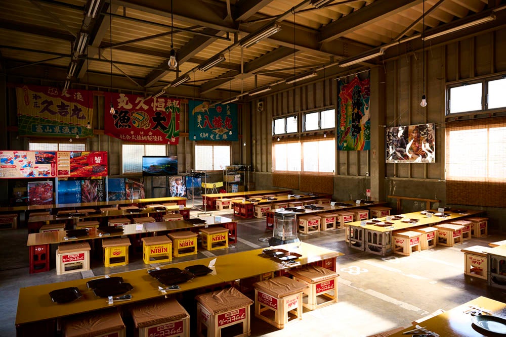 かに小屋の店内