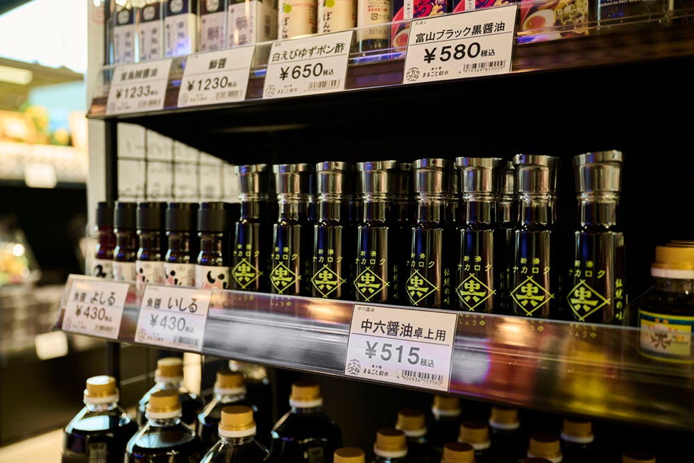 地元醸造所の「中六醤油」の商品