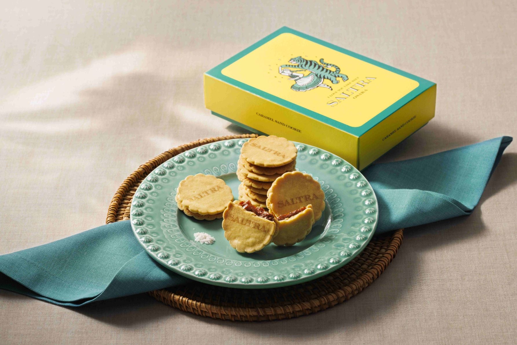 ソルトラ（SALTRA）阪神梅田本店「キャラメルサンドクッキー」10個入 2,160円
