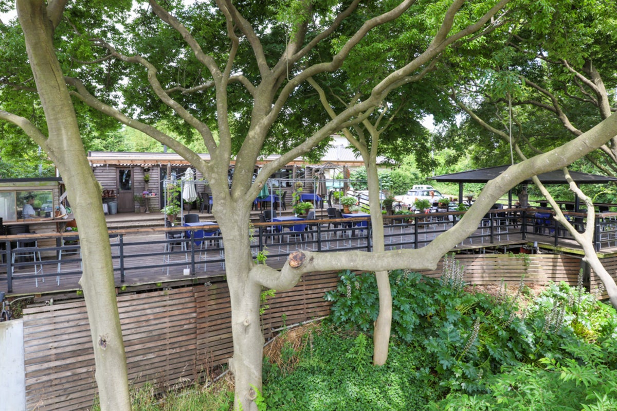 WASHINOYA OUTDOOR DINING GLOBARのテラス席