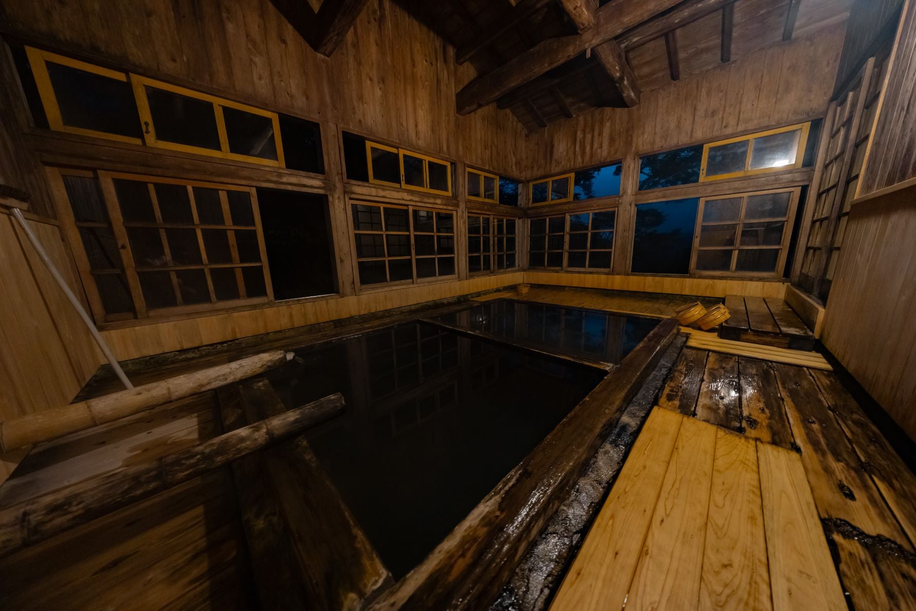 夜入るのもよい