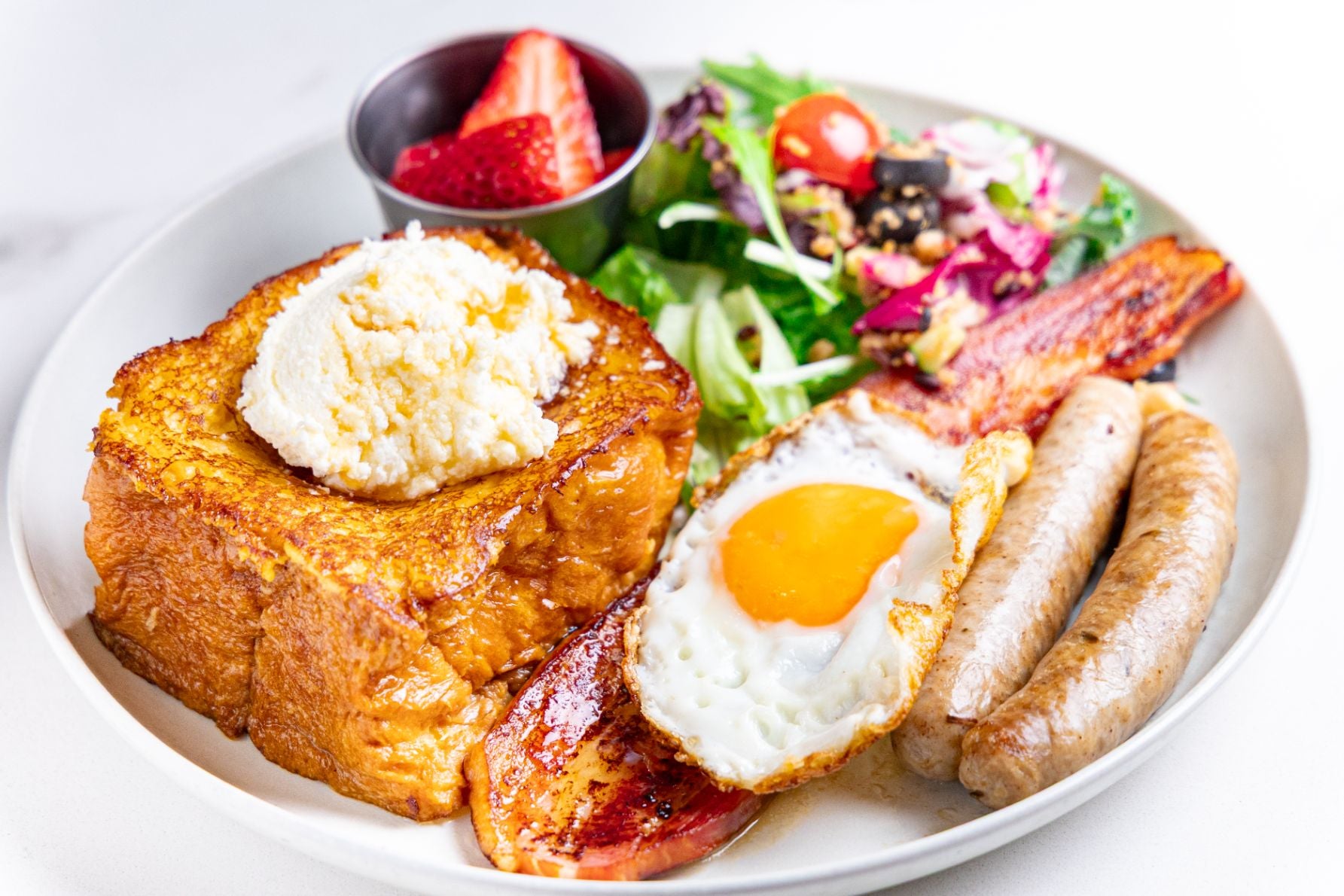 THE FRONT ROOM 「french toast combo」2,860円
