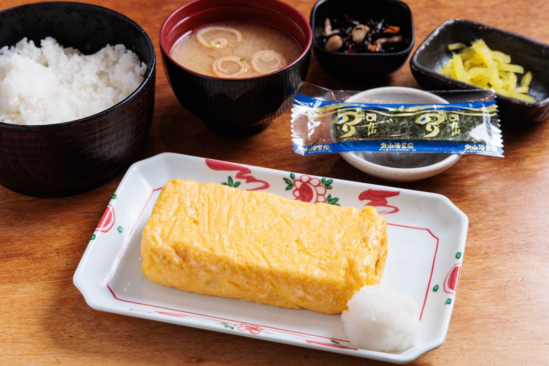 やえす初藤「玉子焼き定食」820円
