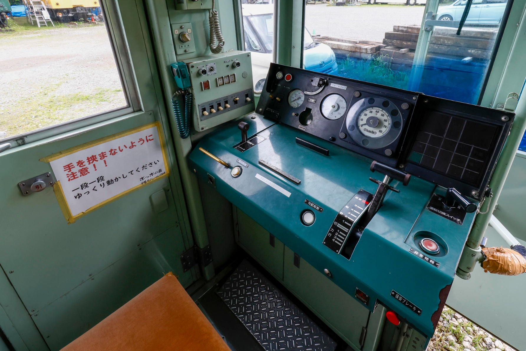 運転席も実際に座れる