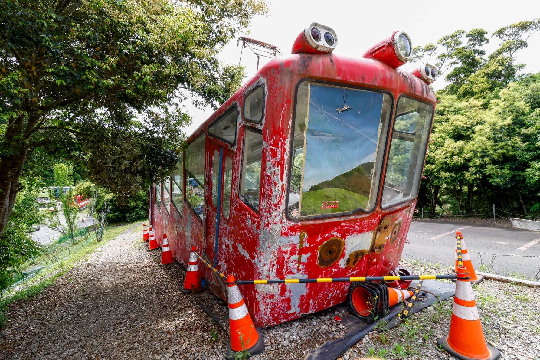 大山（おおやま）ケーブルカーの「たんざわ号」