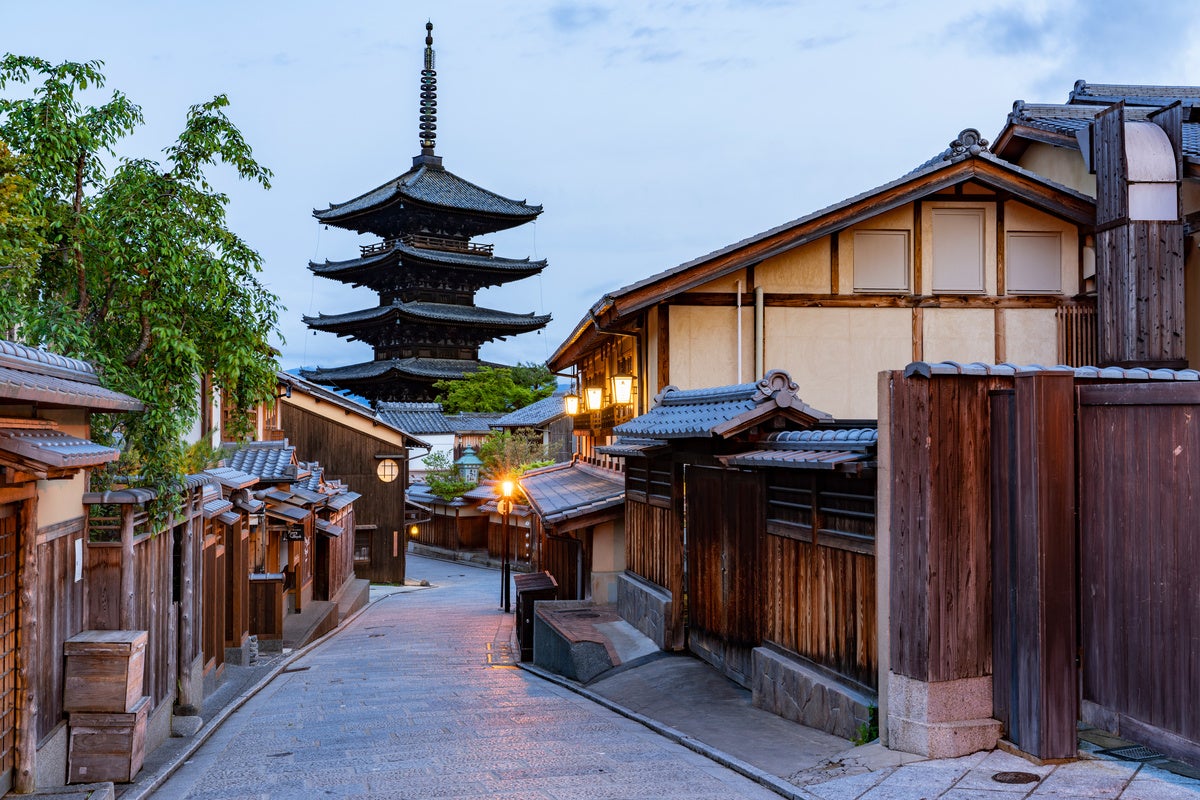 東山・清水寺参道の風景