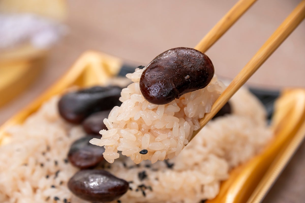 花豆おこわの箸あげ