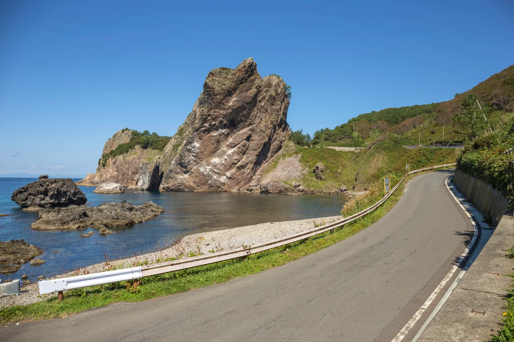 海峡ライン（青森県）。下北半島の西側、脇野沢（わきのさわ）と大間（おおま）を結ぶ