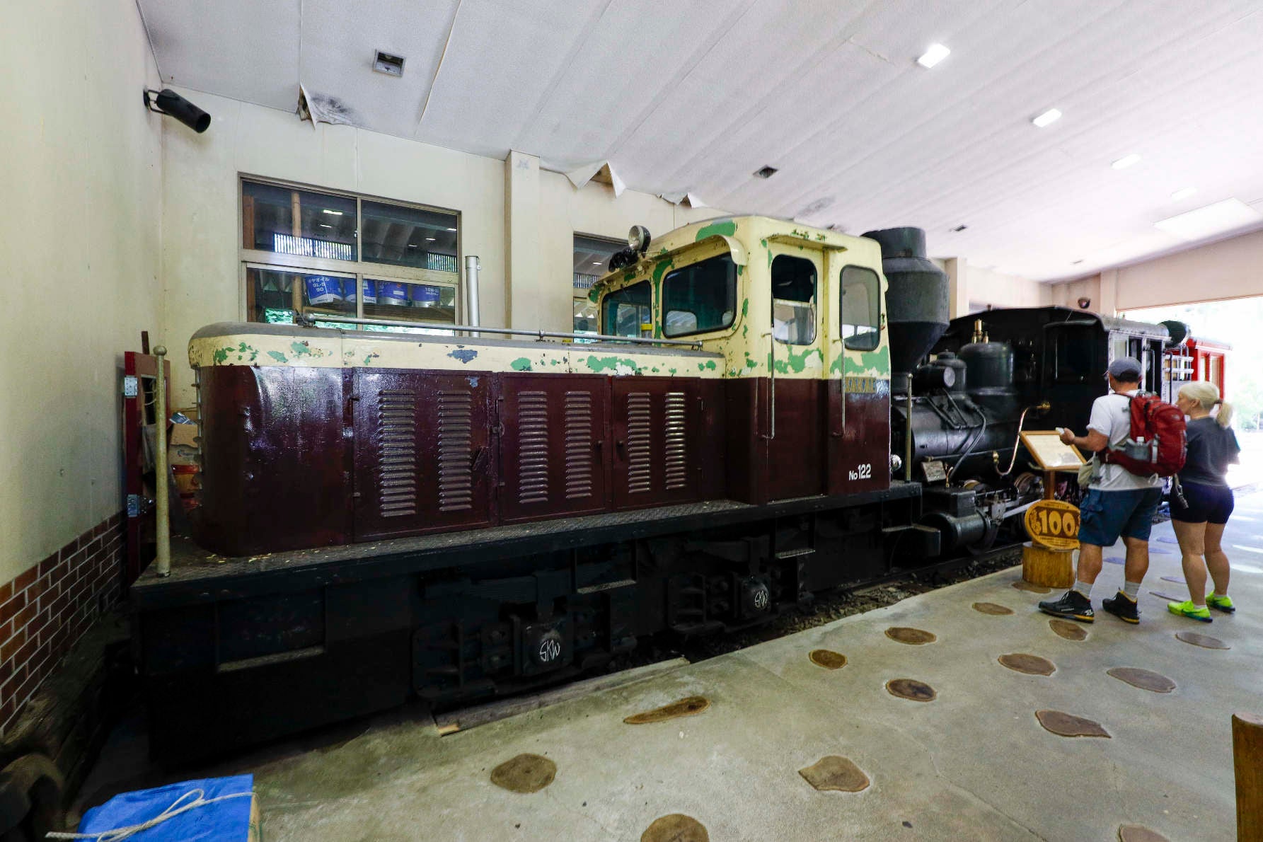 森林鉄道記念館6