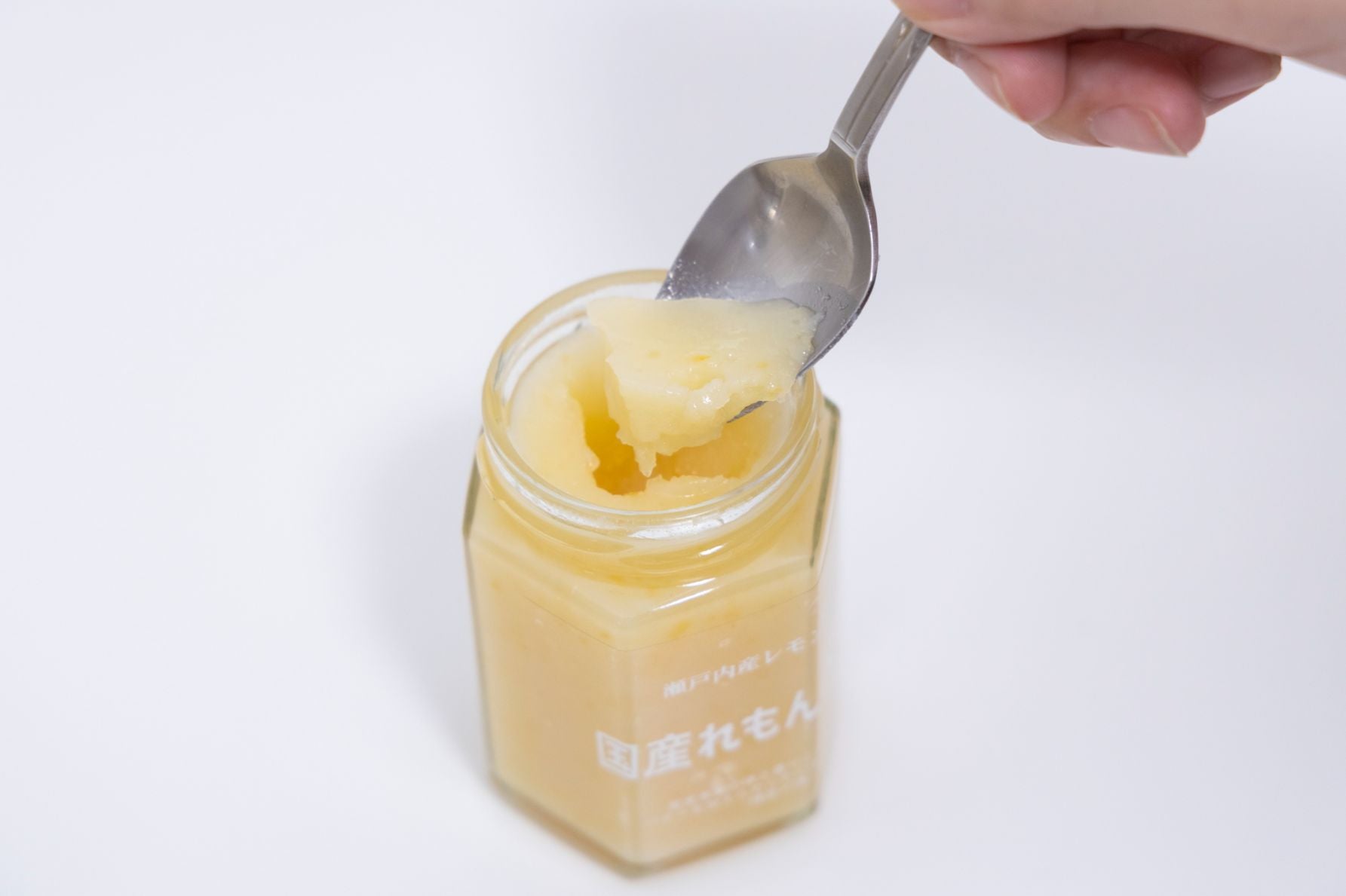 しっかりした酸味と爽やかさがありながら、濃厚なレモンの味と香りが絶妙！