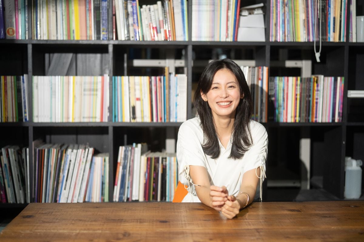笑顔を見せる本仮屋ユイカさん