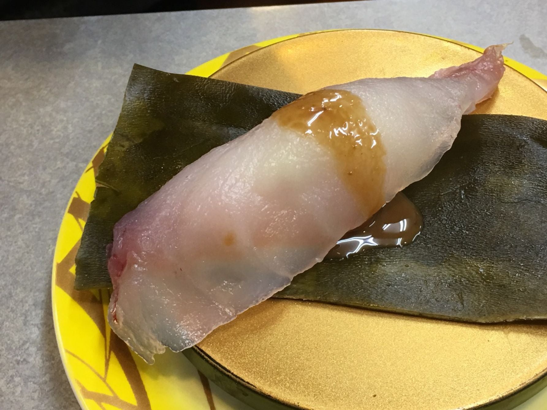 米川氏が一平鮨で食べたというアンコウの昆布締めの握り（写真提供：米川伸生氏）