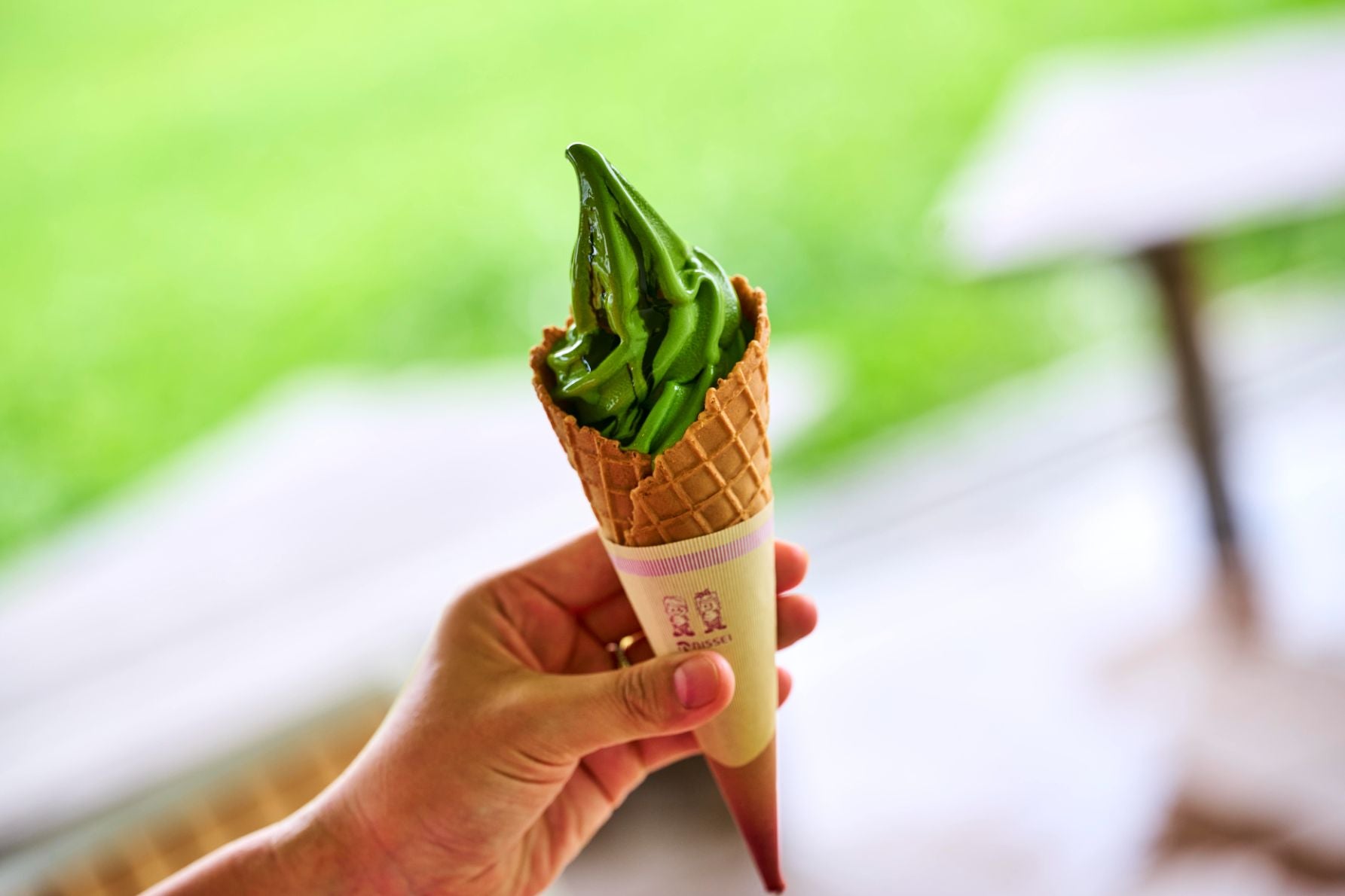 看板商品のむら抹茶ソフト（600円）