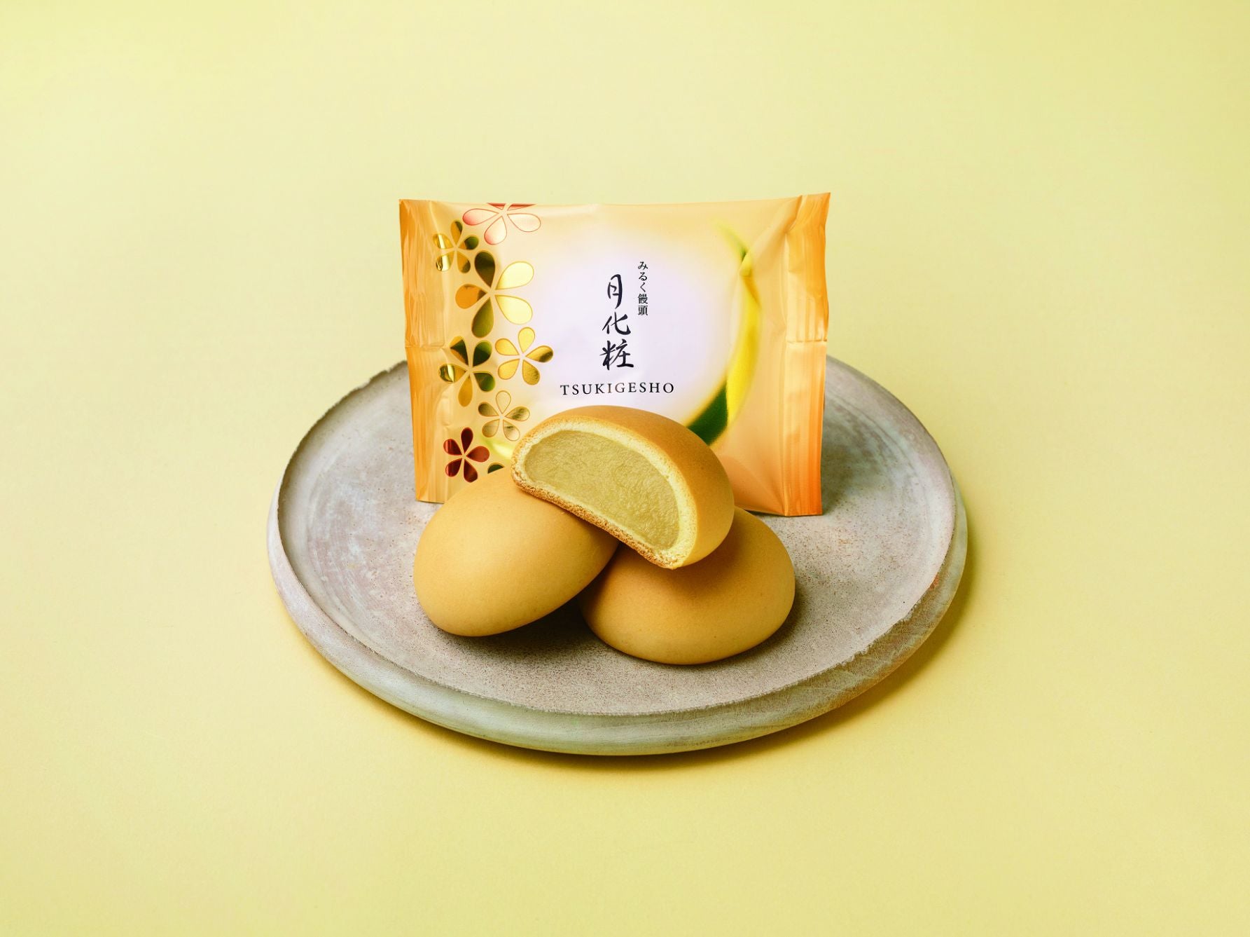 青木松風庵「みるく饅頭 月化粧」●円