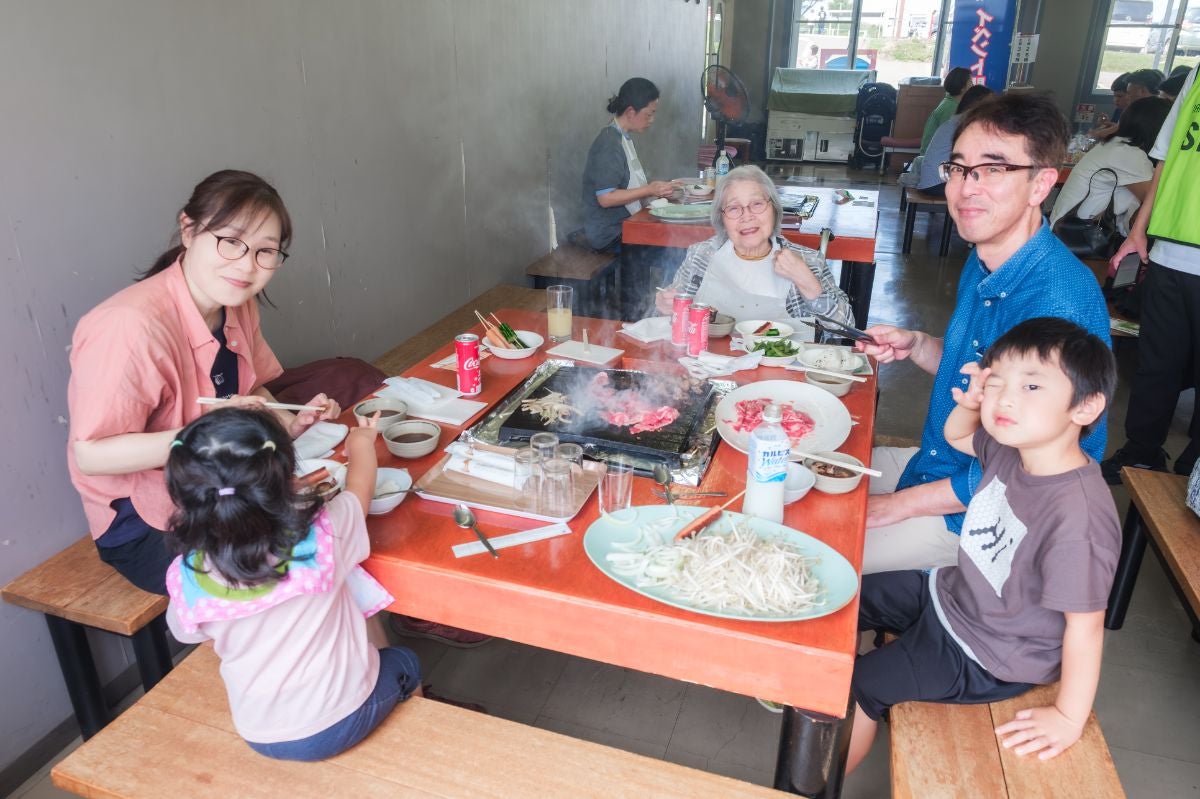 ジンギスカン食べ放題の様子