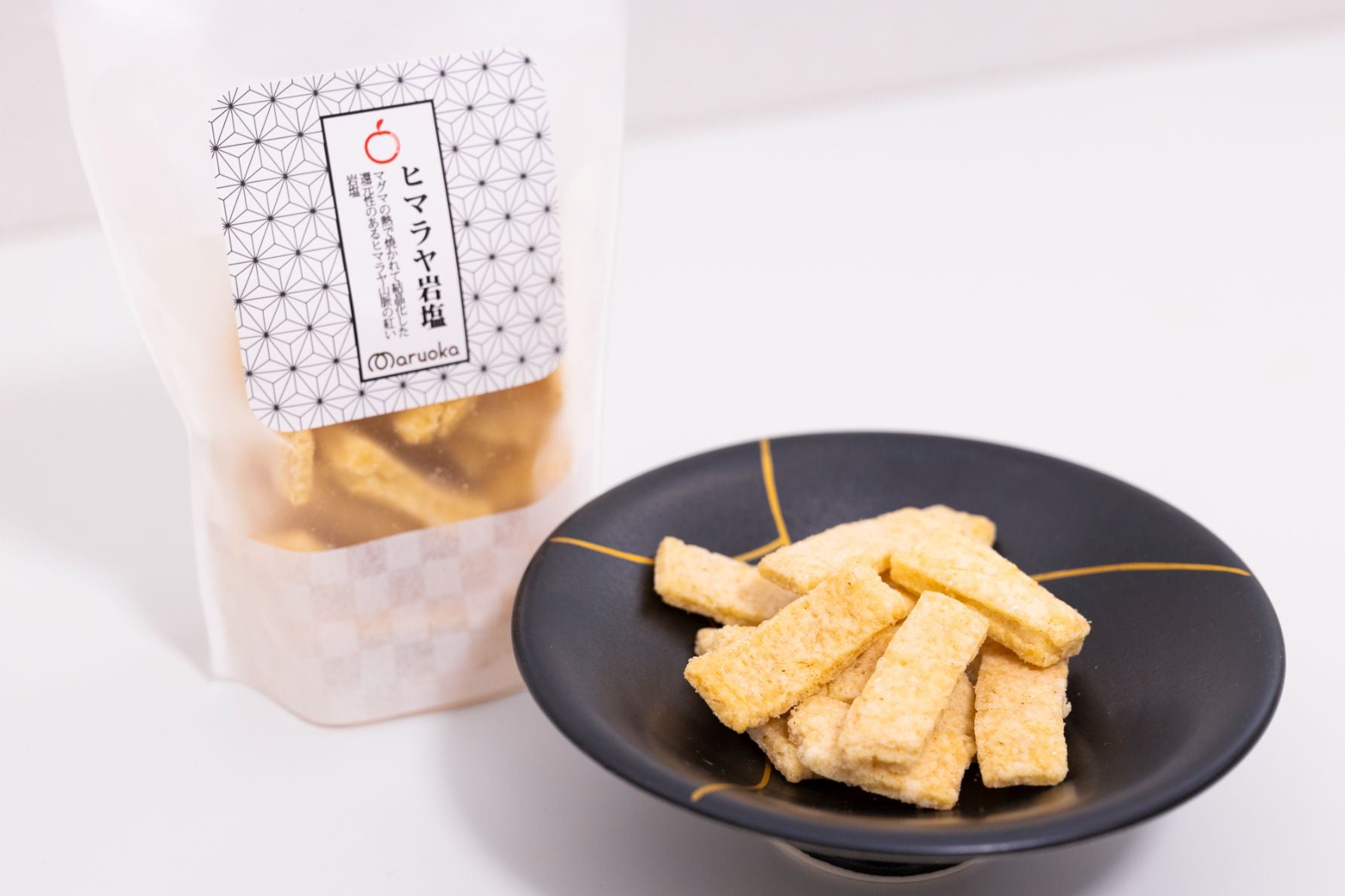 サクッと軽い食感だが、食べ応えもバッチリ。おやつやおつまみに♡