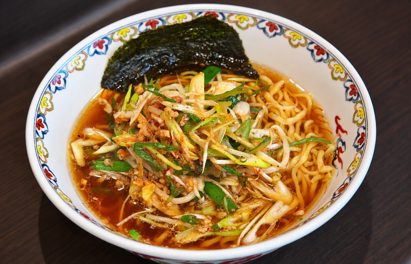 関越道 寄居PAの「深谷ねぎ醤油ラーメン」