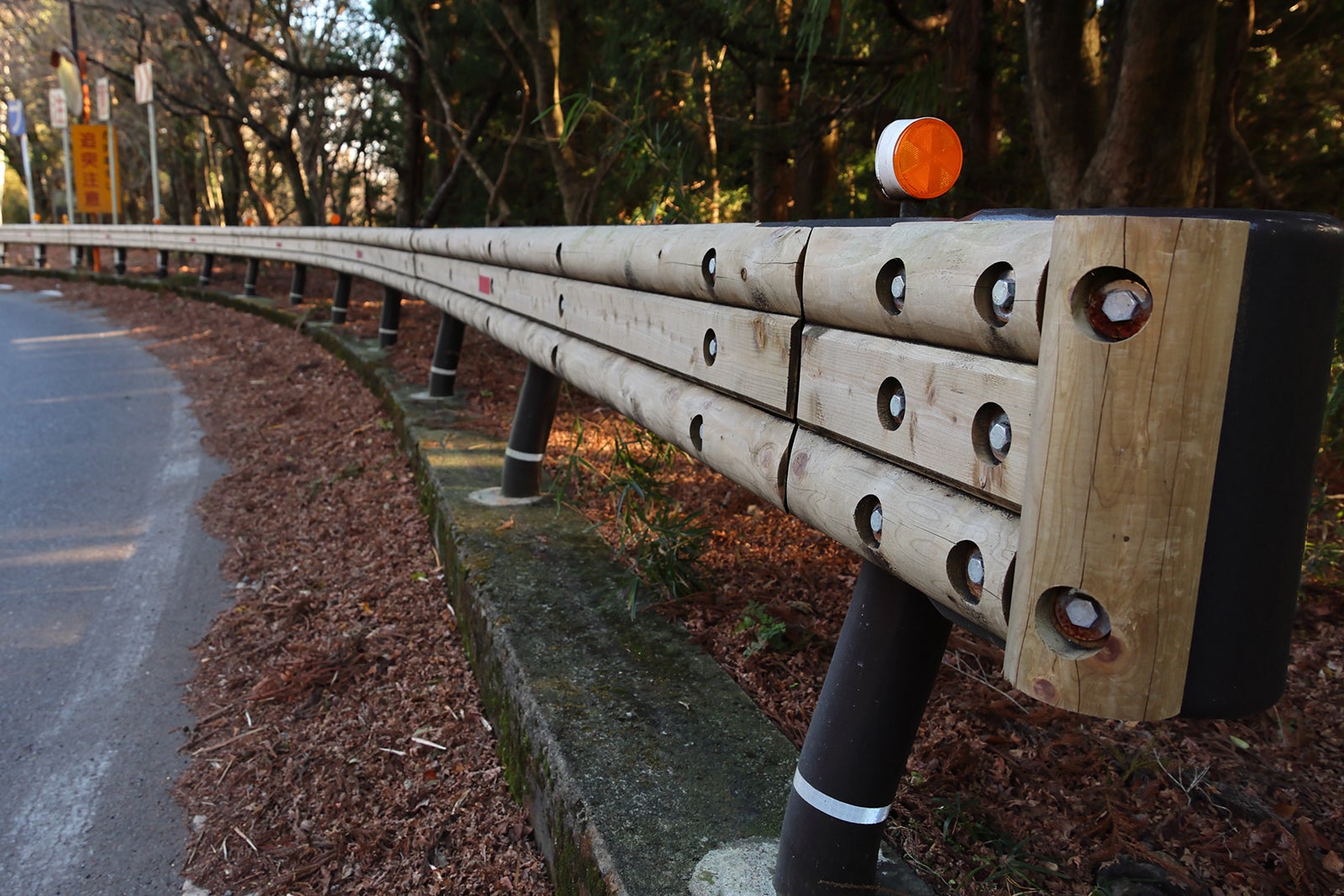 神奈川県型木製ガードレール