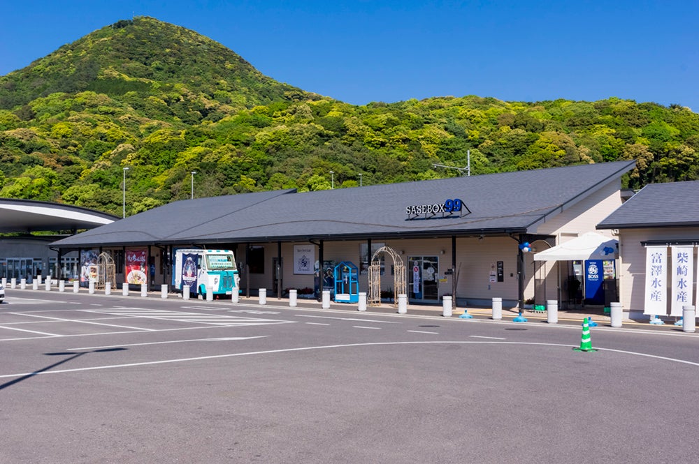 道の駅させぼっくす99の外観