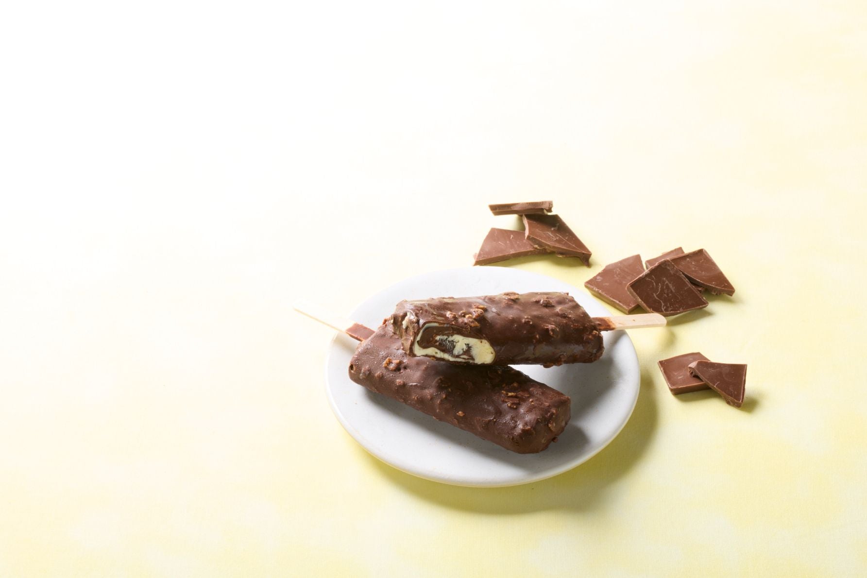 シャトレーゼ「チョコバッキー カジゴン」１本 108円