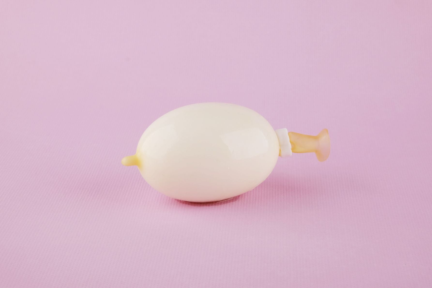 久保田食品「おっぱいアイス ミルク」１個140円（税込希望小売価格）