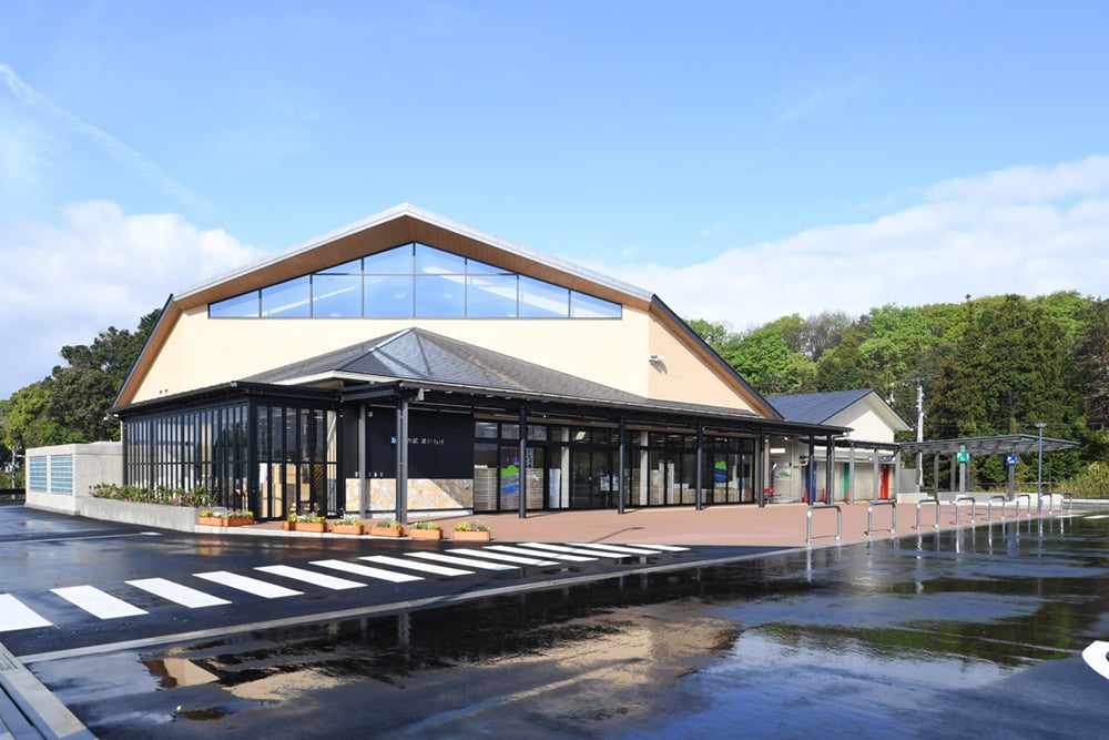 「道の駅 津かわげ」外観