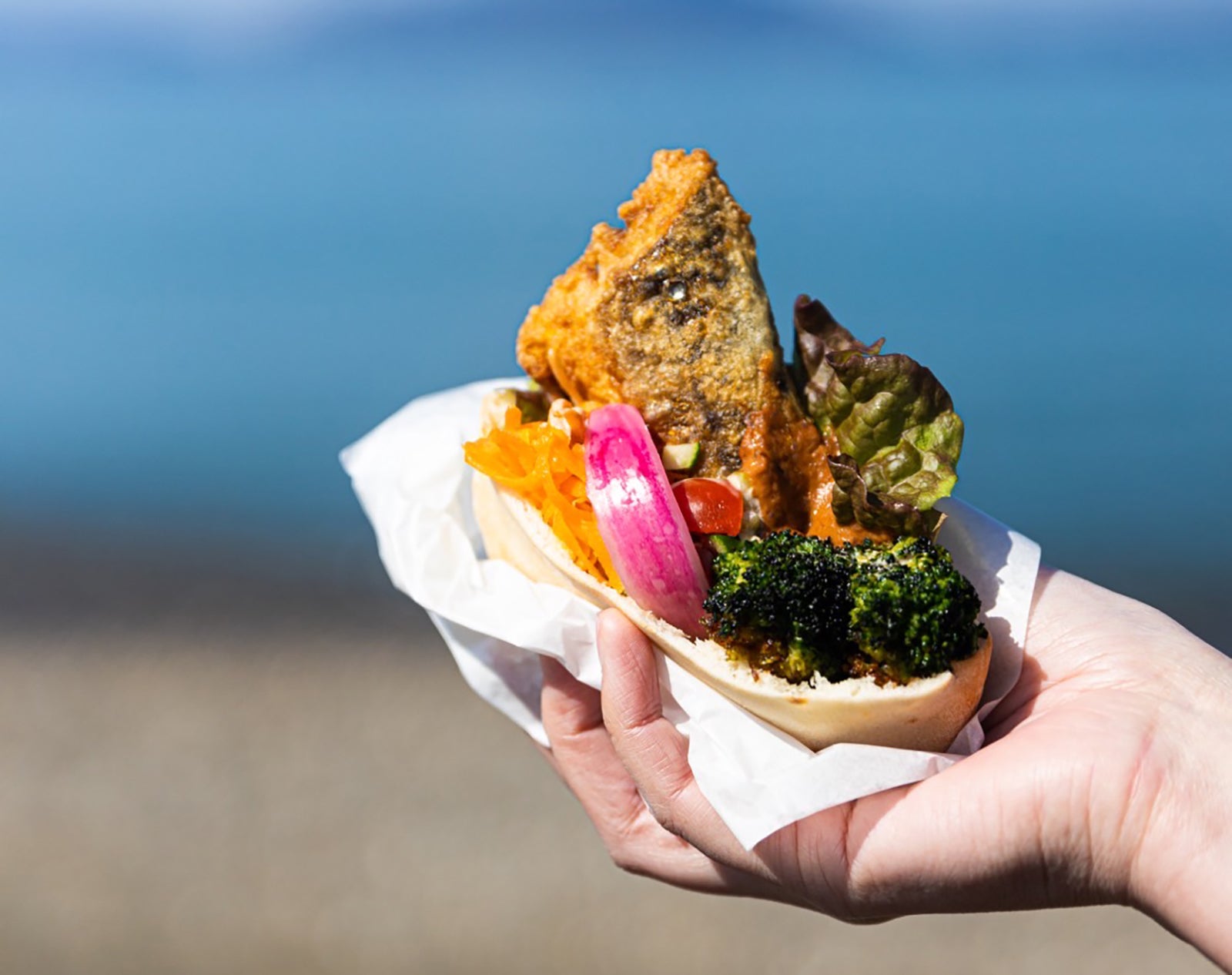 「醤油香る鯖サンド」