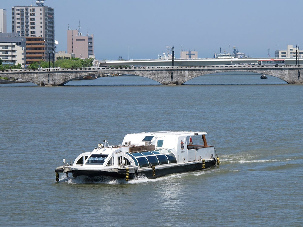 新潟の信濃ウォーターシャトル