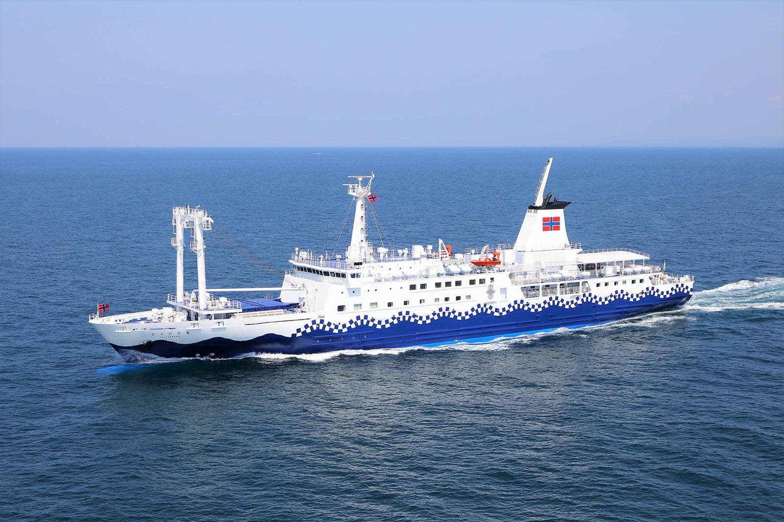 航行中のさるびあ丸