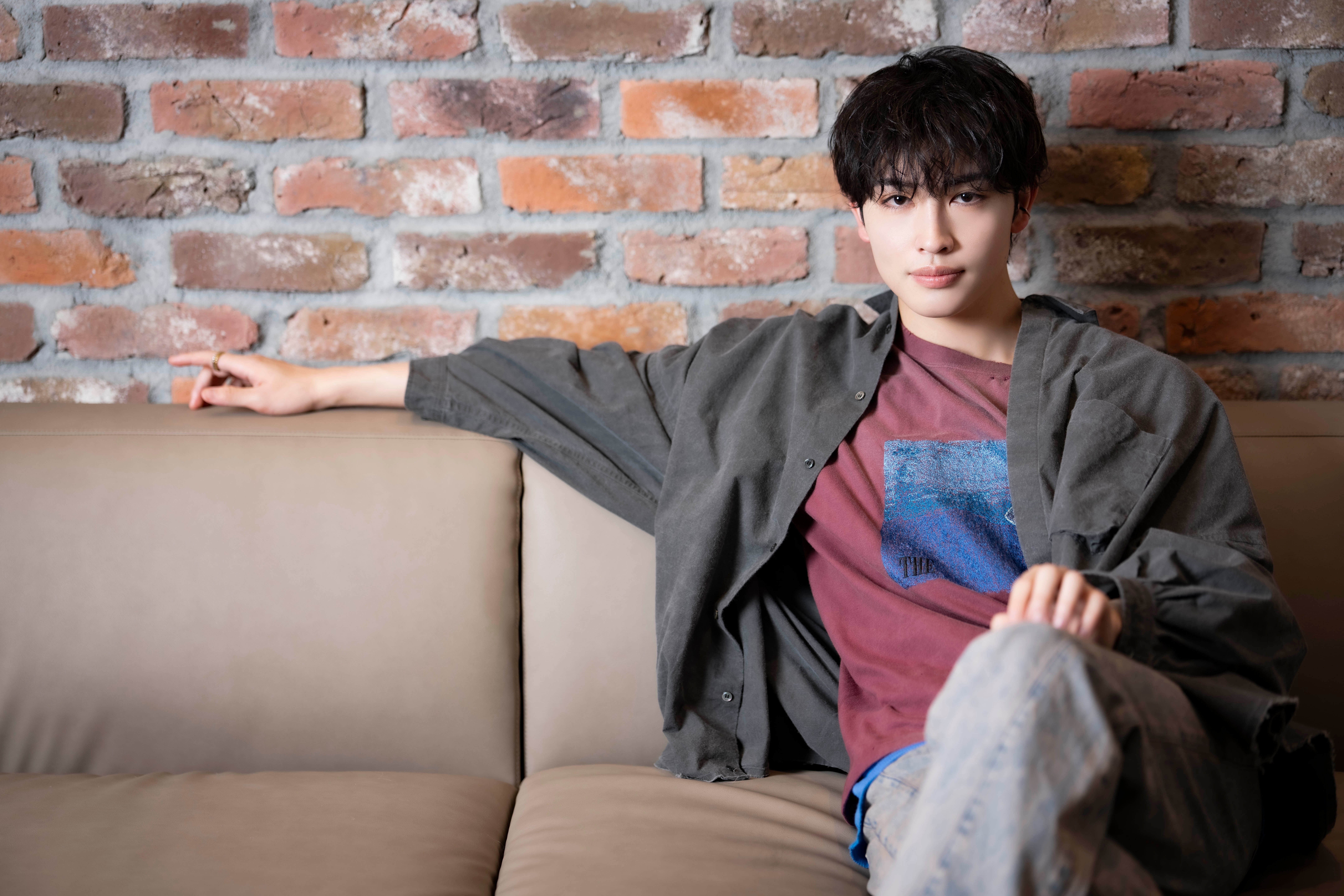 教習所での路上教習を振り返り、増子敦貴が身ぶりで“東京の道の怖さ”を語る