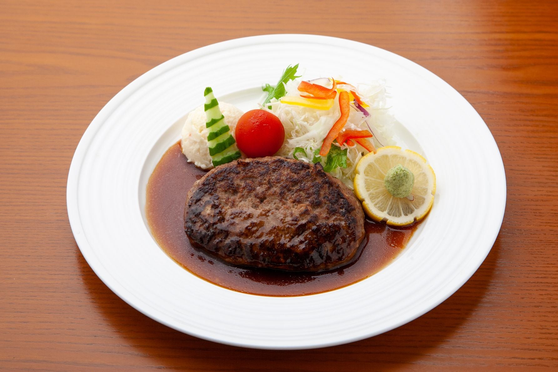 レストランのハンバーグメニュー