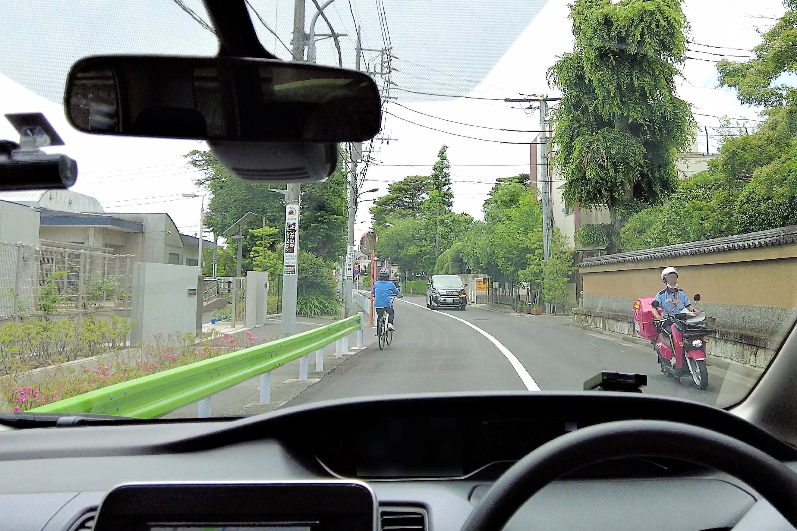 解答｜左折する車に近づくとき、気を付けておくことは?【交通安全