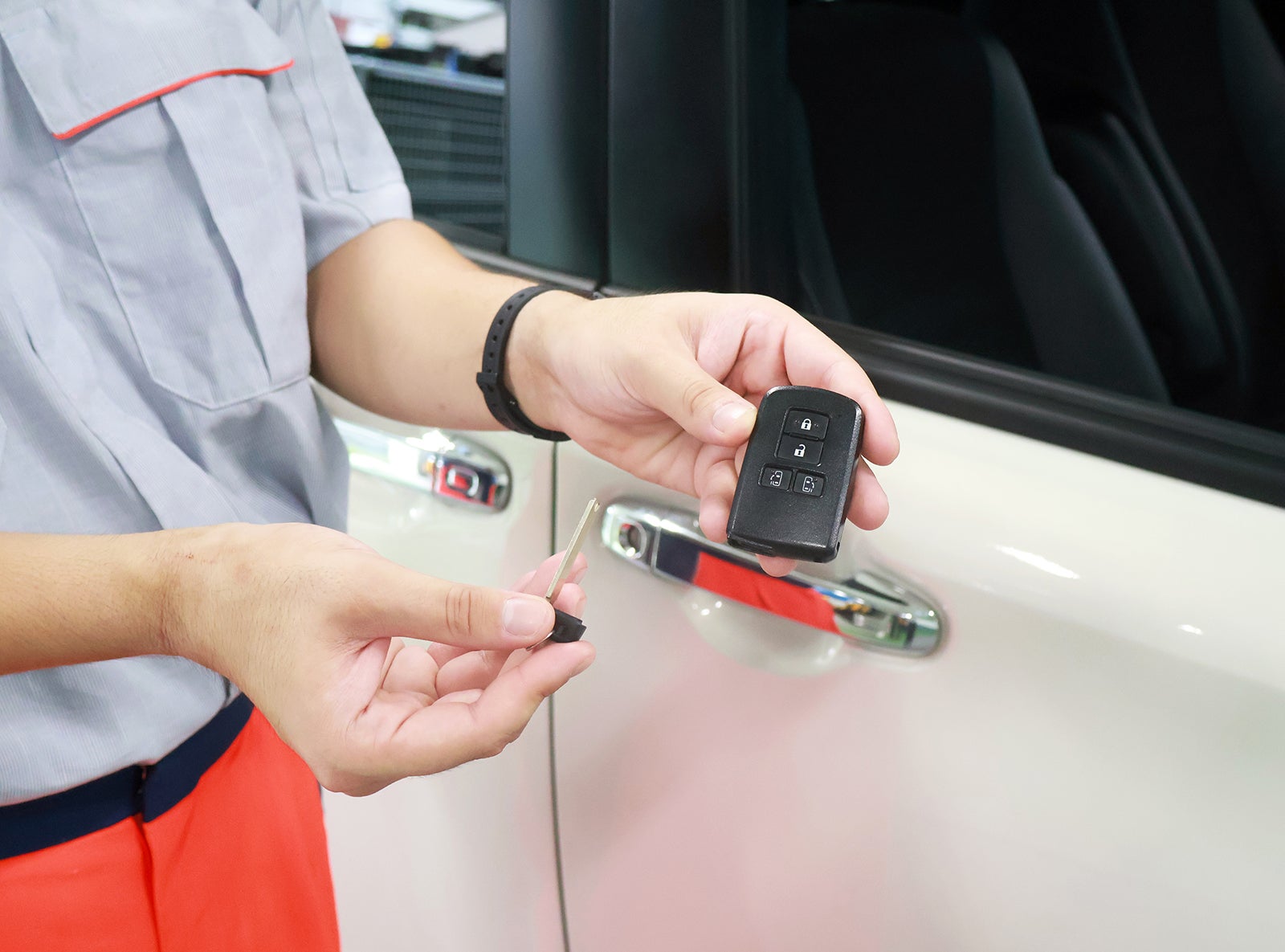 多くの車種で採用されている電子キー