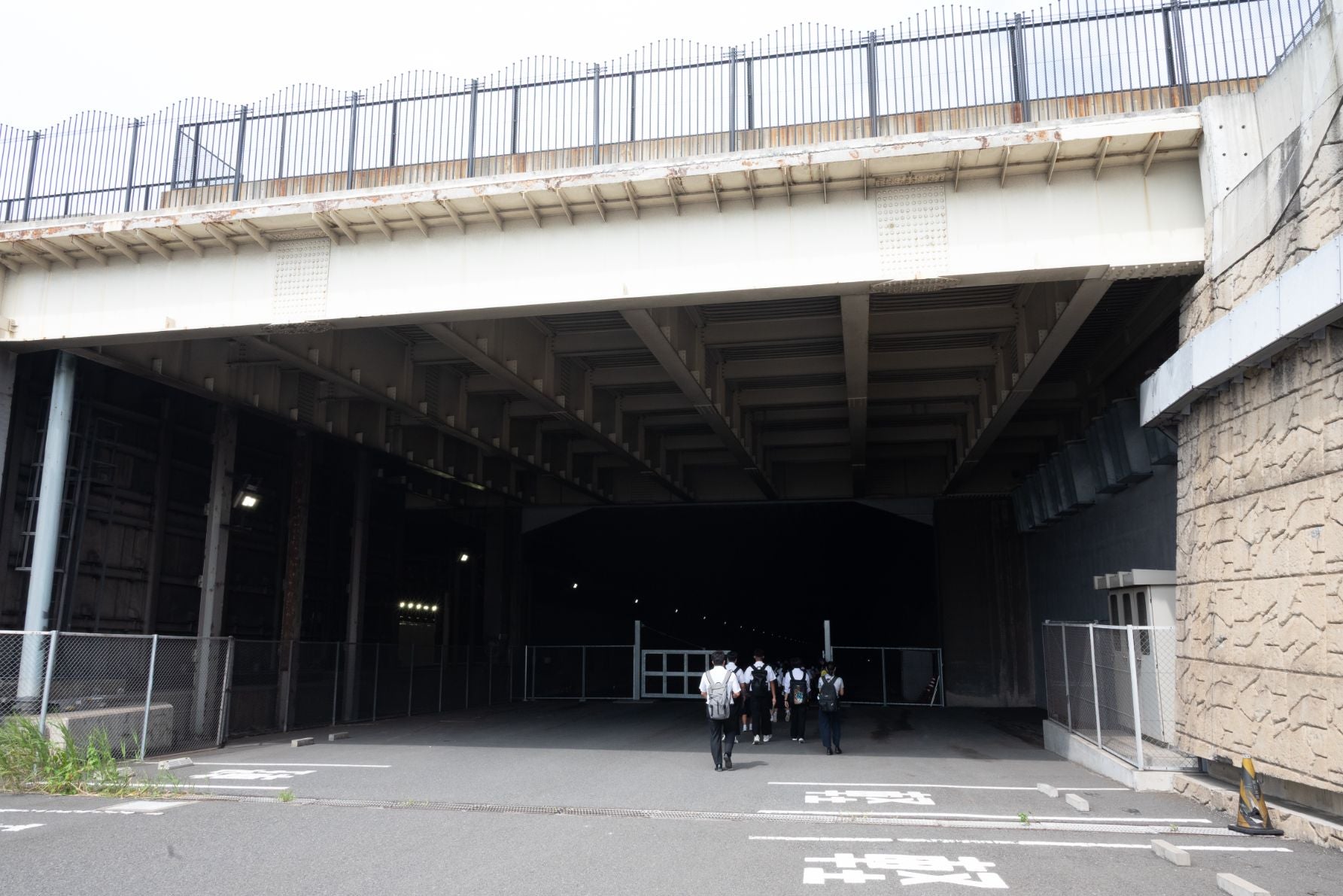東京湾アクアライン 3本目のトンネルからの入口 立ち入り禁止エリアへの秘密のトンネル 潜入