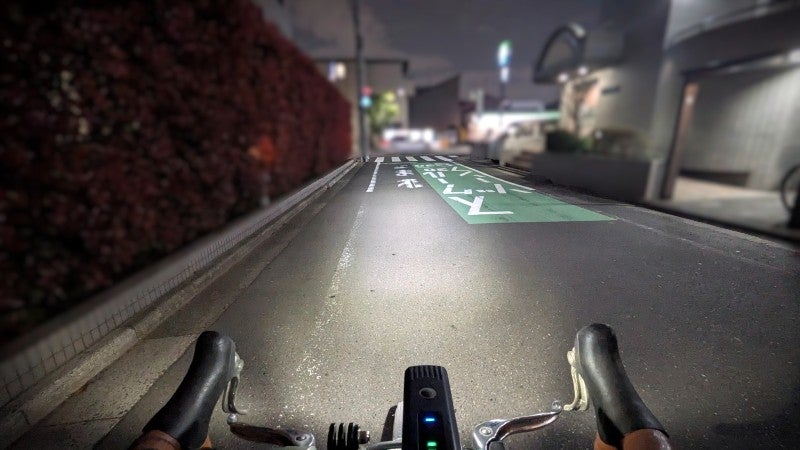 ライトの配光調整